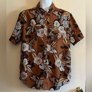 ⭐️ Offer B2G2! BUY 2 GET 2 FREE! 
21 Men Tropical Floral Button-down Shirt
